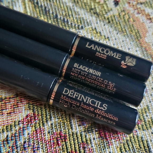 2/$20 💕 NEW 3 mini Lancôme mascaras - Picture 1 of 3